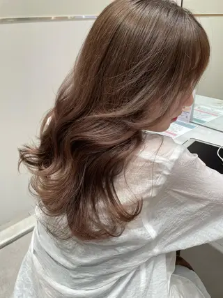 セミロング レイヤーカット/透明 感カラー🐬永井瑠栞のヘアスタイル