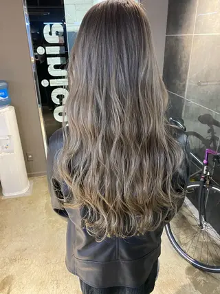 ロング カラー ヘアアレンジ メンズ キッズ ネイル マツエク・マツパ 透明感カラー🤎 ゆりのヘアスタイル