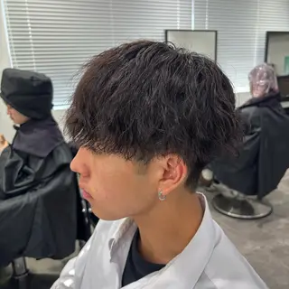 メンズ 🪽直毛男子の救世主 🪽フェザーパーマのヘアスタイル