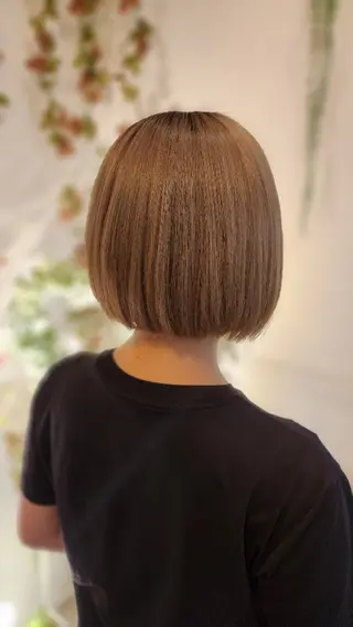 ショート カラー 美髪専門店カヴァリ ＴＯＲＵのヘアスタイル