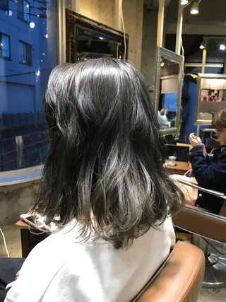 ミディアム カラー サロンドミルク 原宿のヘアスタイル