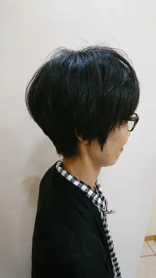 ショート 齋藤 愛美のヘアスタイル