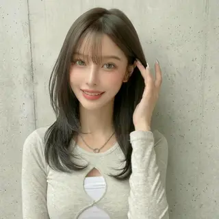 セミロング レイヤーカット／韓国 🤎きのした いちかのヘアスタイル