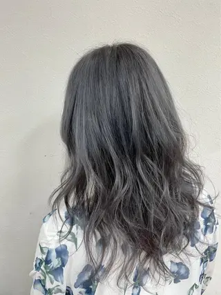 カラー ダブルスキルエクステ /羽エクステ白石宇由のヘアスタイル