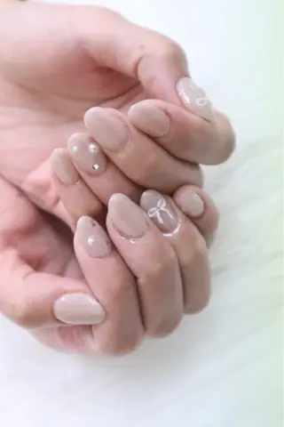 ネイル 石井 桃子のネイルデザイン