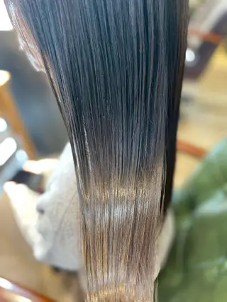 ロング カラー 佐藤 美幸のヘアスタイル