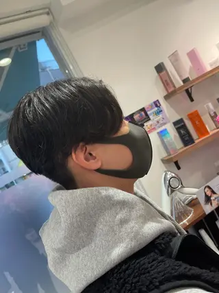 ショート 成田 一貴のヘアスタイル