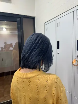 ミディアム 横浜🦋ハイトーン 🫐シャドウルーツのヘアスタイル