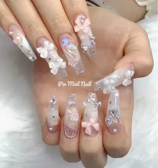 セミロング HANA 長さだしのネイルデザイン