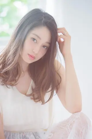 ショート ミディアム セミロング ロング カラー パーマ ヘアアレンジ キッズ ネイル まつエク アンブレラカラー💫 フェイスフレーミングのヘアスタイル