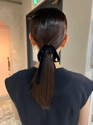 セミロング ヘアアレンジ ツキノキ ミナのヘアスタイル