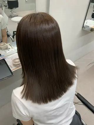 ミディアム カラー io NANAのヘアスタイル