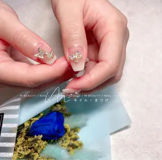 ネイル M🌷nail 長さだし専門店のネイルデザイン
