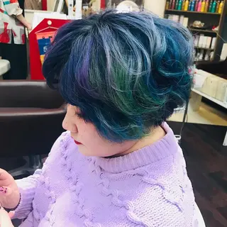 ショート カラー 岩谷/ブリーチ 🪽透明感カラーのヘアスタイル