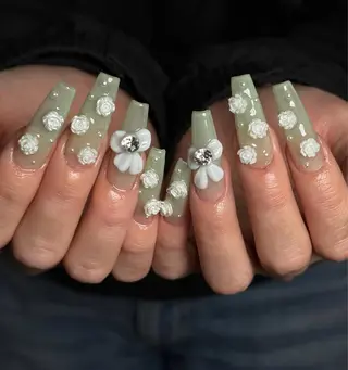 ネイル Nie Nail Shinokuboのネイルデザイン