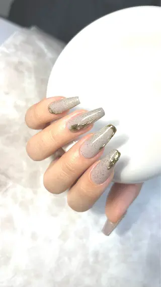 ネイル ネイルサロン Friday 21所属・ネイルサロン Friday 21のネイルデザイン