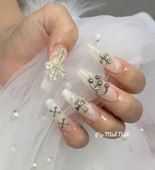 セミロング HANA 長さだしのネイルデザイン