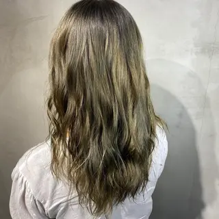 ミディアム 清水 美雪のヘアスタイル