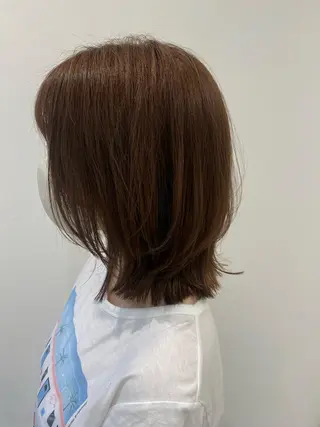 ミディアム カラー 小顔レイヤー/ ベージュ🤍Rieのヘアスタイル