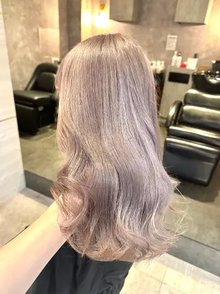 セミロング カラー パーマ ヘアアレンジ メンズ 🌱巴結生🌿大宮 ☁️ミルクティーのヘアスタイル