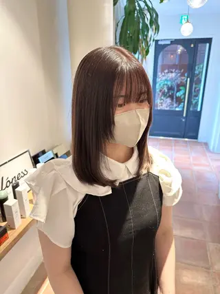 ロング カラー 安丸 結夏のヘアスタイル