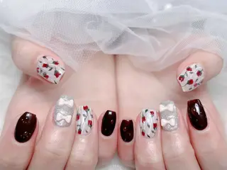 ネイル MoMoA Nail ネイル長さ出し専門店のネイルデザイン