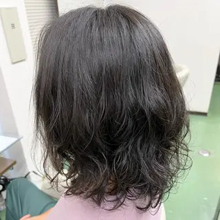 ミディアム パーマ 甲田 豪徳のヘアスタイル