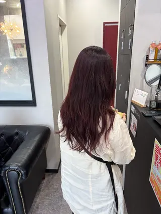 ロング カラー 友滝 真菜美のヘアスタイル
