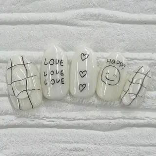 ネイル Nail salon Honey Beeのネイルデザイン