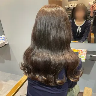 セミロング Mimi🎀ブリーチ なし透明感 Ｗカラーのヘアスタイル