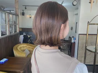 ミディアム カラー hair&make chambreのヘアスタイル