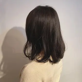 ミディアム カラー 𓍲꙳yamada haruna⋆ 𓍱のヘアスタイル
