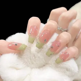 ネイル MoonNail ユリ🌸のネイルデザイン