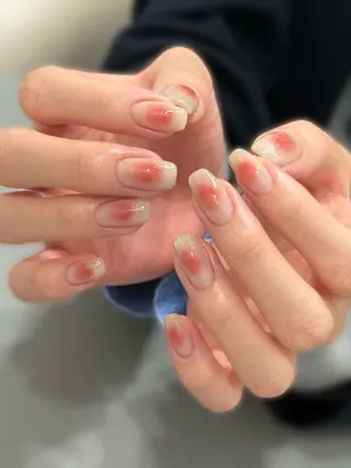 ネイル REHTOF ｜朝7時Open☀️のネイルデザイン