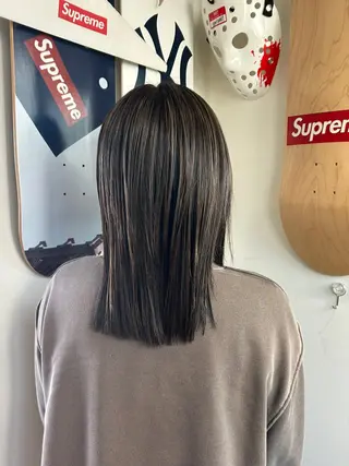 セミロング 🔹TOMO🔹 圧倒的経験値🔹のヘアスタイル