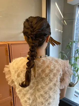 ロング ヘアアレンジ お呼ばれヘア｜ 金山｜山本夏菜のヘアスタイル
