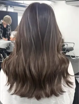 ロング カラー ハイライト/レイヤー 河原町/Manatoのヘアスタイル