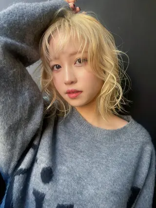 ショート 🌐NATSUMI 🌐【寒色カラー】のヘアスタイル