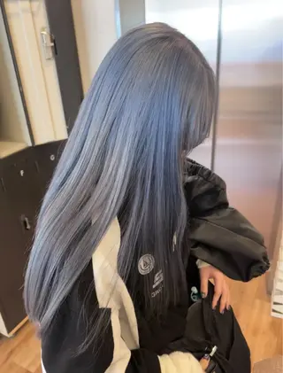 ロング カラー MARQUEE所属・Ayame / ハイトーンカラーのヘアスタイル