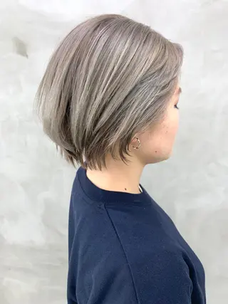 ショート カラー 🐝 hachi🐝のヘアスタイル