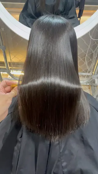 ミディアム CoCooN TAKUMAのヘアスタイル