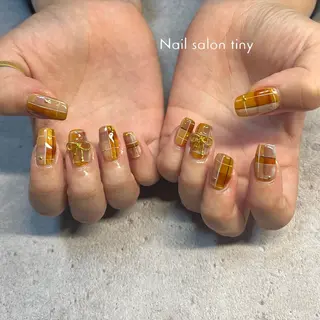 ネイル Nail salon tiny🩵のネイルデザイン