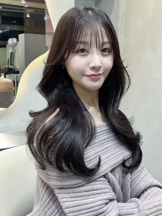 ロング カラー 【GLROW大宮】 reimi美髪カラーのヘアスタイル