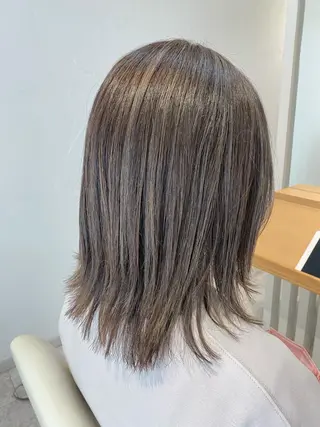 セミロング カラー 酸性ストレート/ブリ ーチなしWカラー河本のヘアスタイル