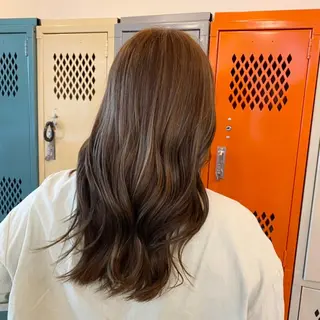 ロング カラー 透明感カラー🌈 菊池 結衣のヘアスタイル