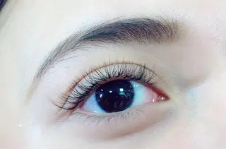 マツエク・マツパ 塩崎 千瑛子の眉毛・アイブロウイメージ