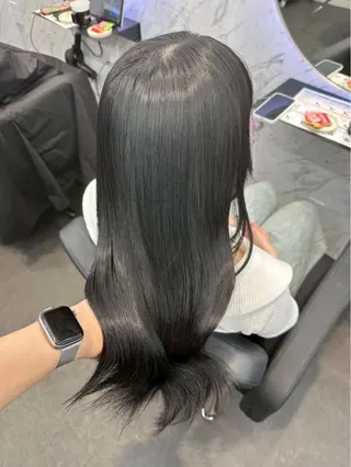 カラー ⋆✦ Leon カット¥1100のヘアスタイル