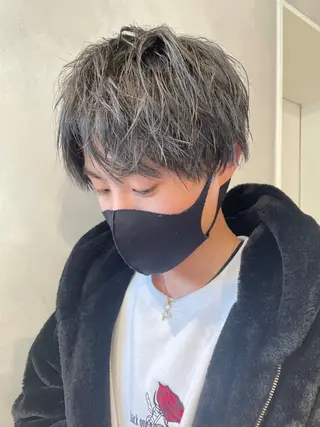 ショート 渋谷レイヤーカット/ 暖色艶カラー🩵高橋のヘアスタイル