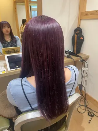 ロング 山口 里莉のヘアスタイル