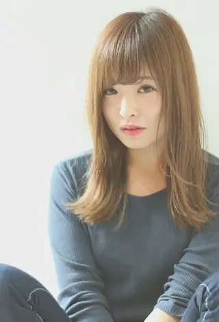 セミロング ロング カラー 原木 康臣のヘアスタイル